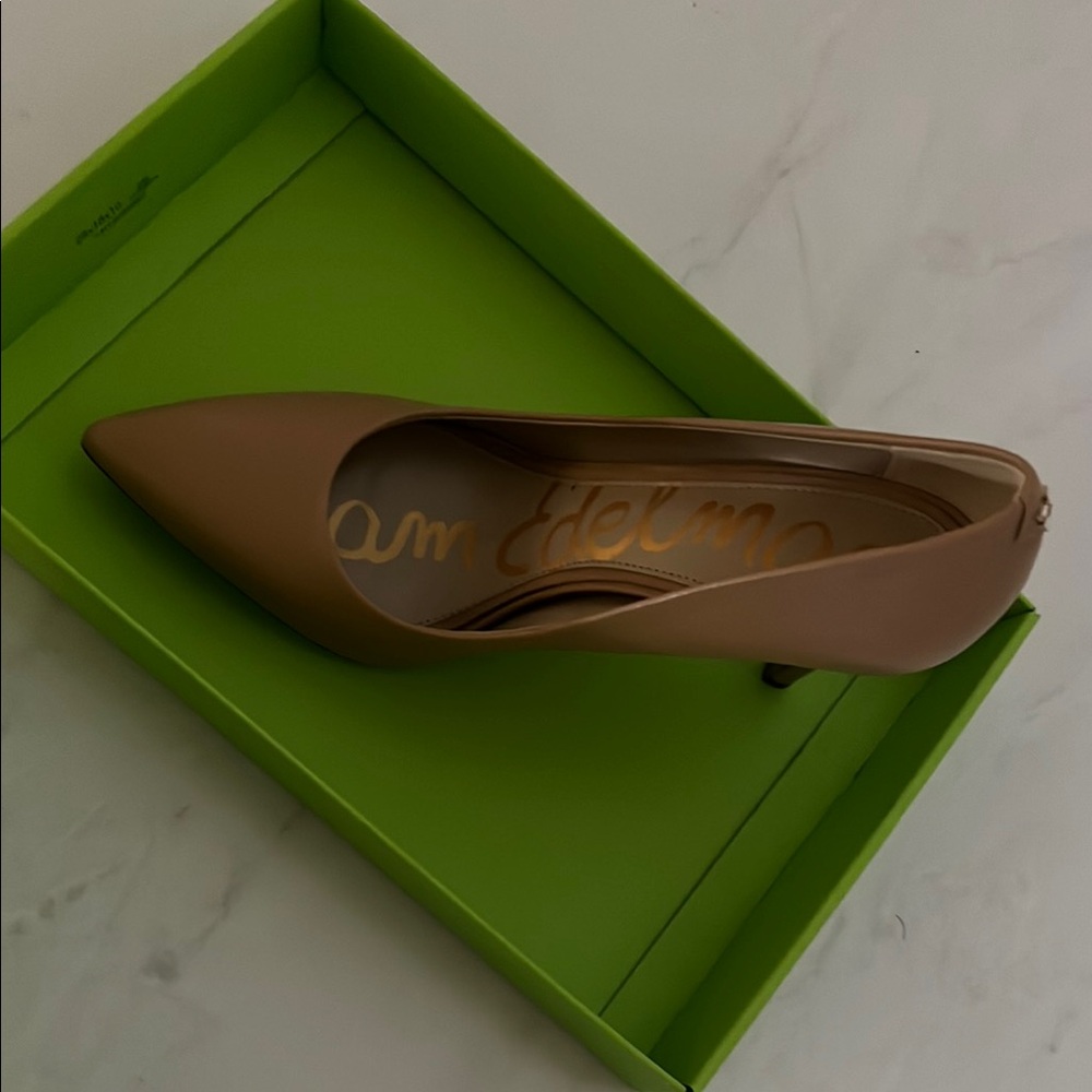 Sam Edelman Hazel, Sand Lea Pump - Picture 5 of 6